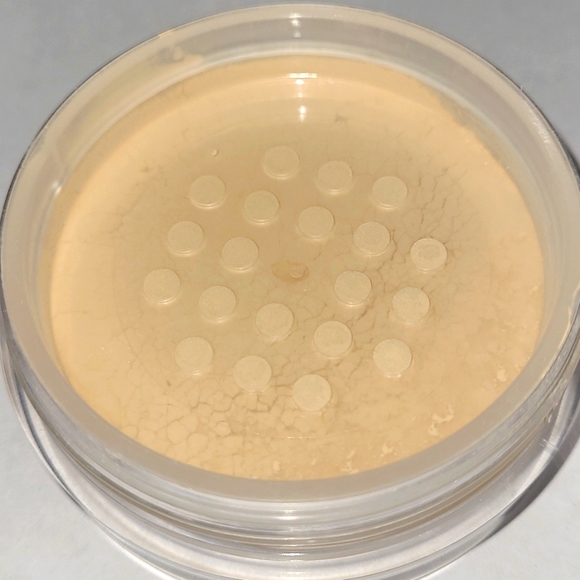 Translucent Power in Medium - Picture 9 of 9